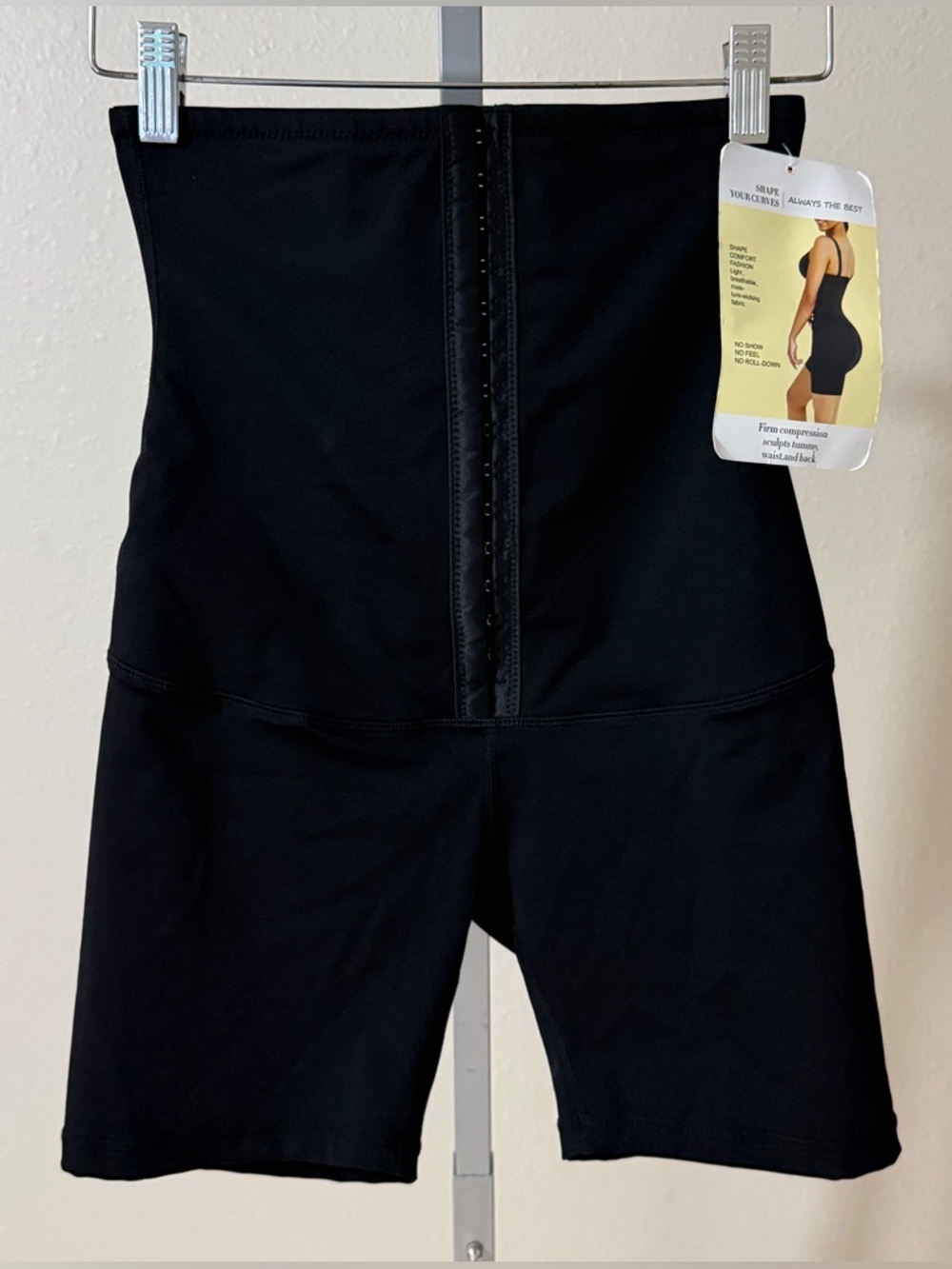 Feelin Girl Extra High-Waist Black Shaping Shorts with Front Hook Closure Size M